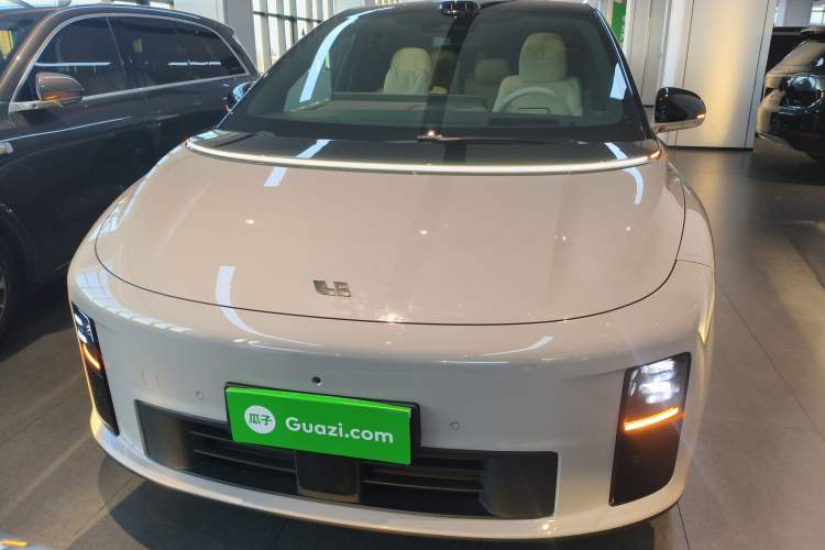 Used Li Auto i6 2025 Model Two-Wheel-Drive Standard Type Front