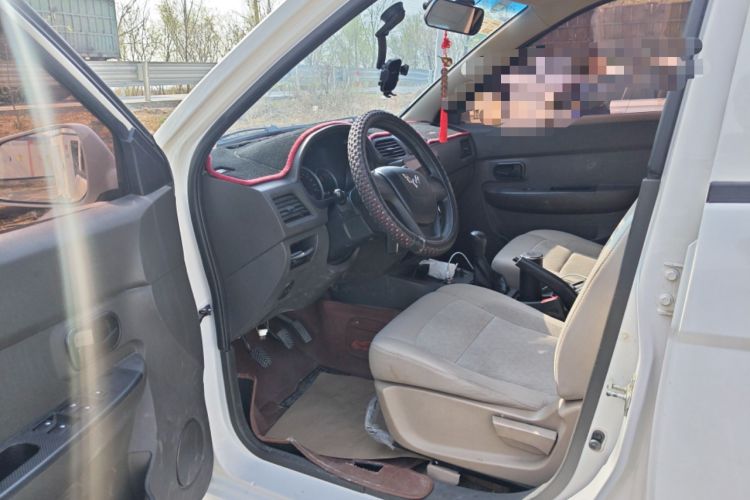 Used Wuling Hongguang 2014 1.5L S Standard Version Driver Seat