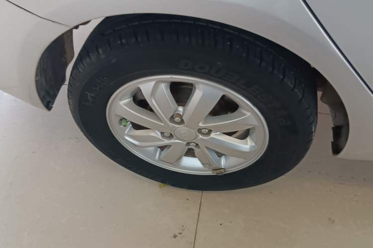 Used Kia K2 2015 Sedan 1.4L MT GLS