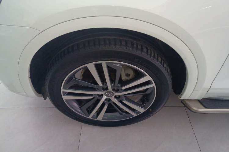 Used Audi Q5L 2020 Revised 40 TFSI Prestige Edition
