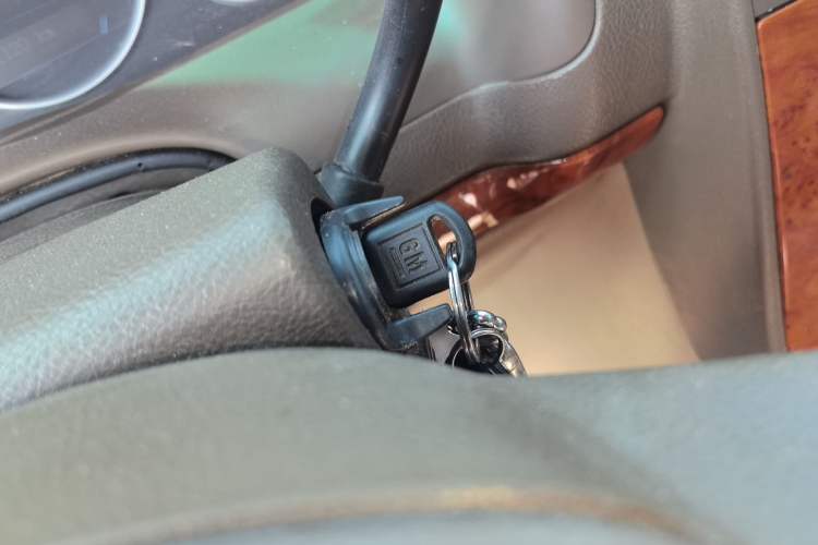 Used Buick GL8 2011 2.4L LT Executive Edition