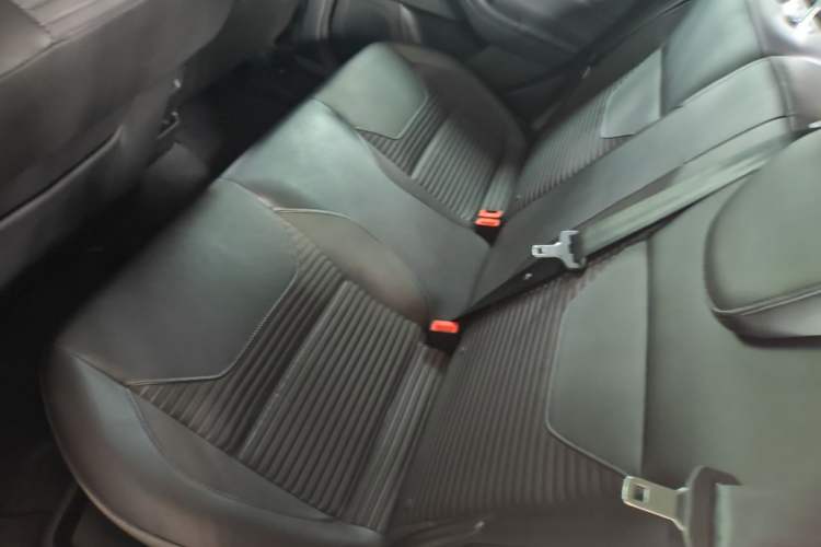 Used Ford Focus 2017 Hatchback 1.6L Automatic Fashion Edition Smart Drive Version Left Rear Seat