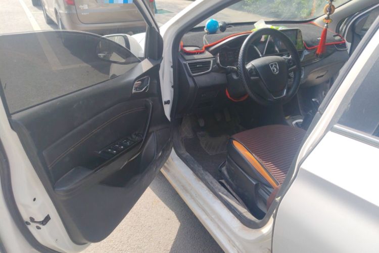 Used Baojun 310 2016 1.2L Manual Luxury Model Driver Seat