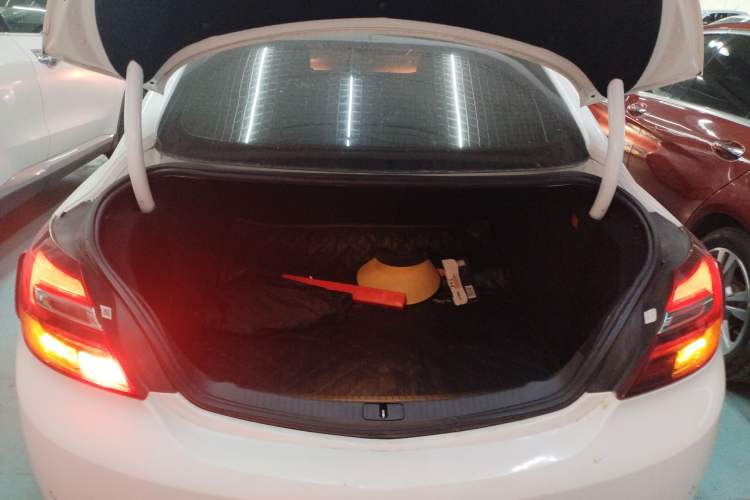 Used Buick Regal 2015 1.6T Elite Tech Model
