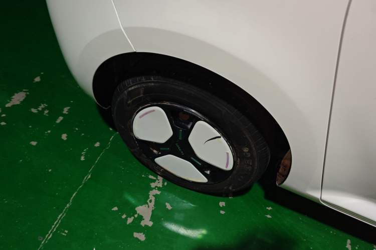 Used CHANGAN NEVO Lumin 2022 155 km – Refreshingly Sweet Edition Exterior 5