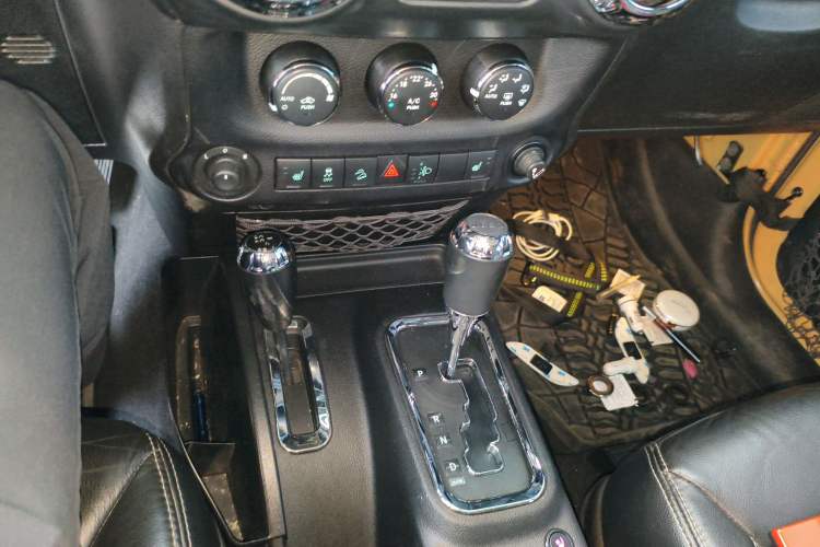 Used Jeep Wrangler 2013 3.6L Sahara two-door model