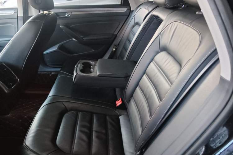 Used Volkswagen Passat 2017 330TSI DSG Luxury Edition