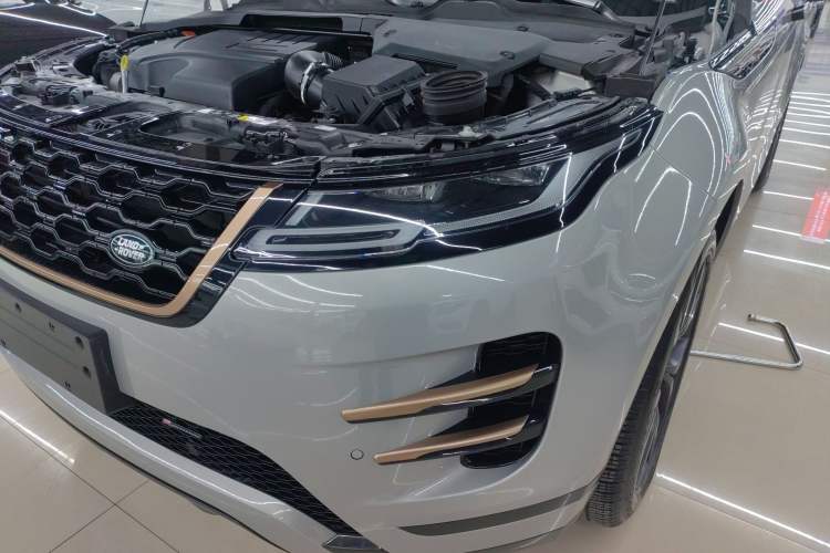 Used Land Rover Range Rover Evoque 2023 Aurora L 249 PS Collins Antique Bronze Special Edition