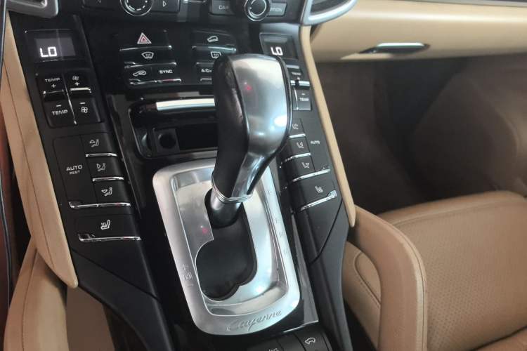 Used Porsche Cayenne 2016 Cayenne Platinum Edition 3.0T
