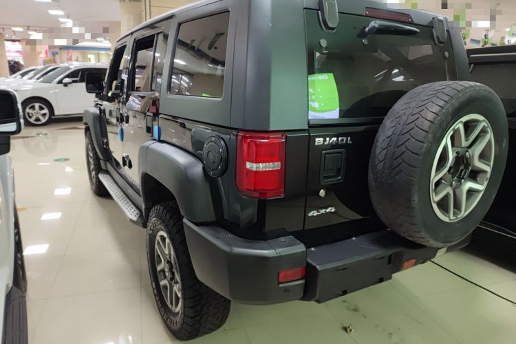 Used BAIC Off-Road BJ40 2016 40L 2.3T Automatic All-Wheel Drive Premium Edition
