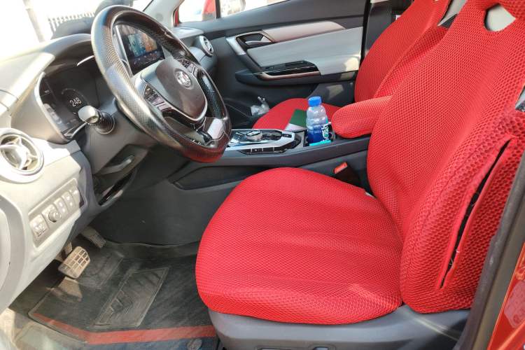 Used BAIC Beijing EU5 2018 R550 Smart Trend Edition
