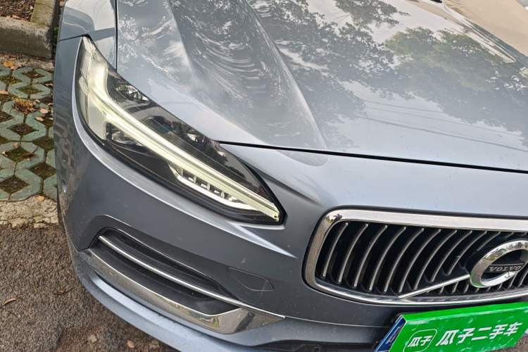 Used Volvo S90 2019 T5 Zhiyuan Edition Right Front Headlight