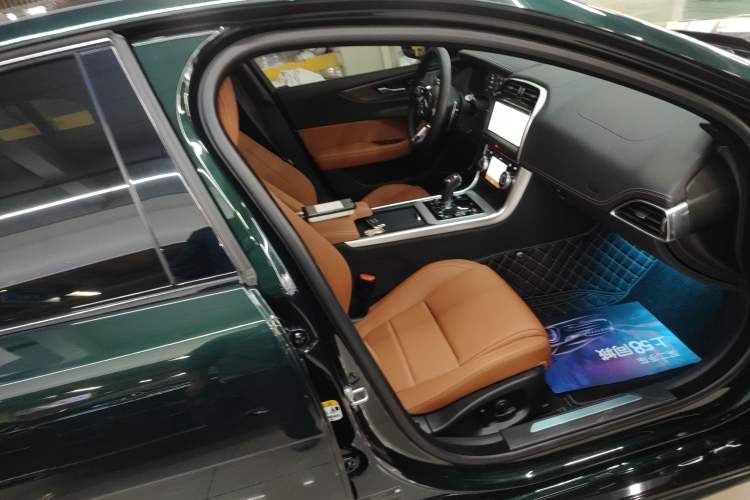 Used Jaguar XEL 2024 2.0T 250 PS R-DYNAMIC S Ebony Black Sport Edition