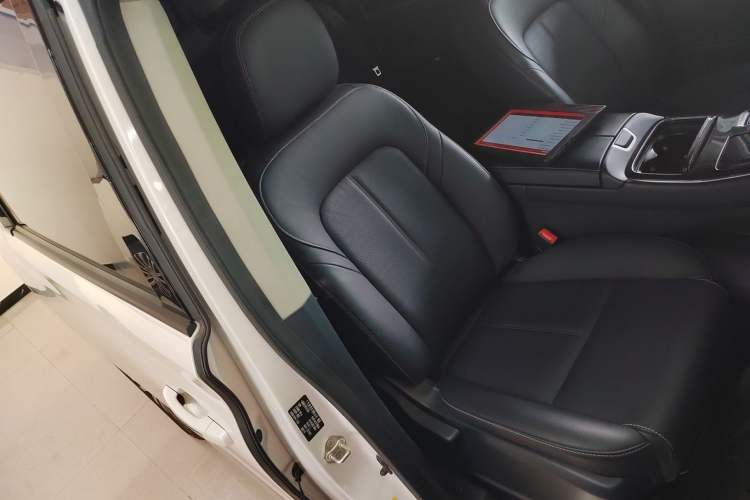 Used GAC Trumpchi M8 2023 Lingxiu Series 390T Prestige Edition Right Front Seat