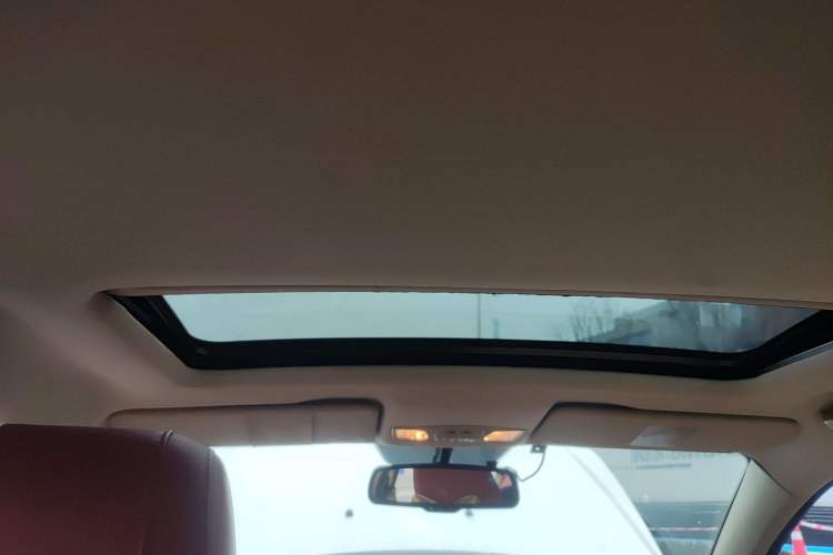 Used Bestune B50 2013 1.6L automatic luxury version
