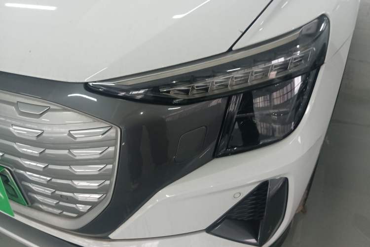 Used Audi Q5 e-tron 2023 40 e-tron Starry Edition Luxury Package Left Front Headlight