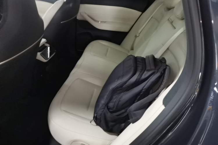 Used Nio ES6 2024 75 kWh
