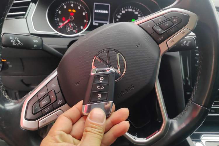 Used Volkswagen Magotan 2020 330TSI DSG Leading Model
