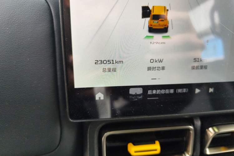 Used iCAR V23 2025 401 Two-Wheel Drive Advanced Edition Odometer Close Up