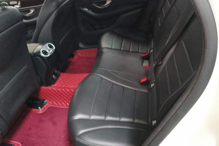 Used Mercedes-Benz GLC 2019 GLC 260 L 4MATIC Dynamic Model