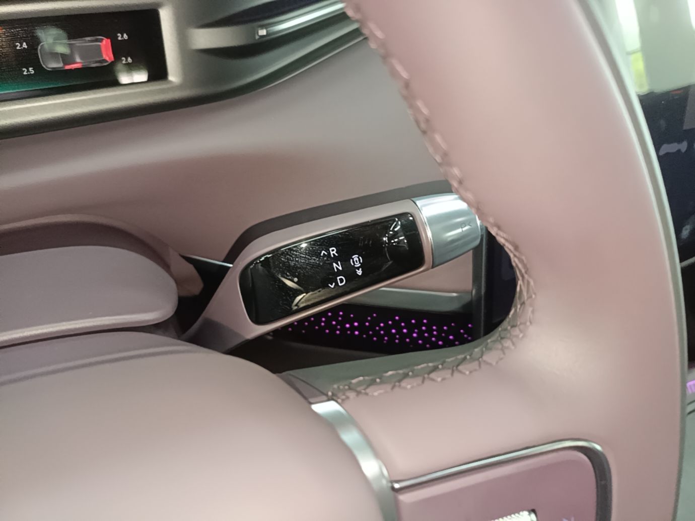 XPeng GX 2026 Model, Range-Extended 1585 Four-Wheel-Drive Flagship Edition — снимка 16