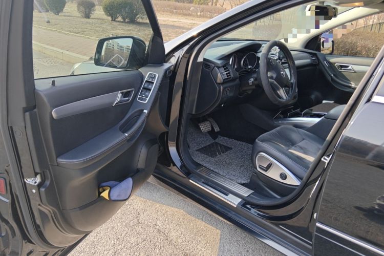 Used Mercedes-Benz R-Class 2014 R 320 4MATIC Business Model
