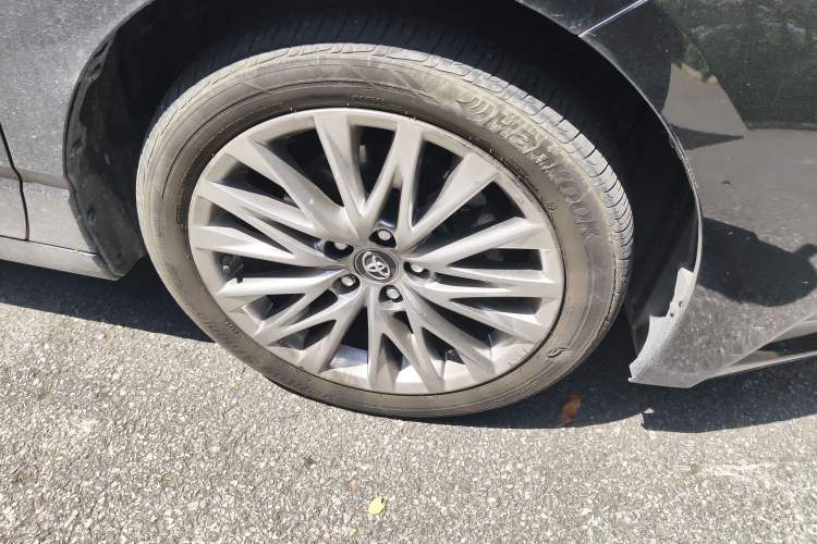 Used Toyota Avalon 2023 Dual-Motor 2.5L XLE Prestige Edition