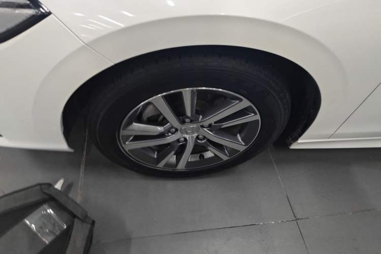 Used Honda Civic 2023 240TURBO CVT Dynamic · Center Stage Special Edition
