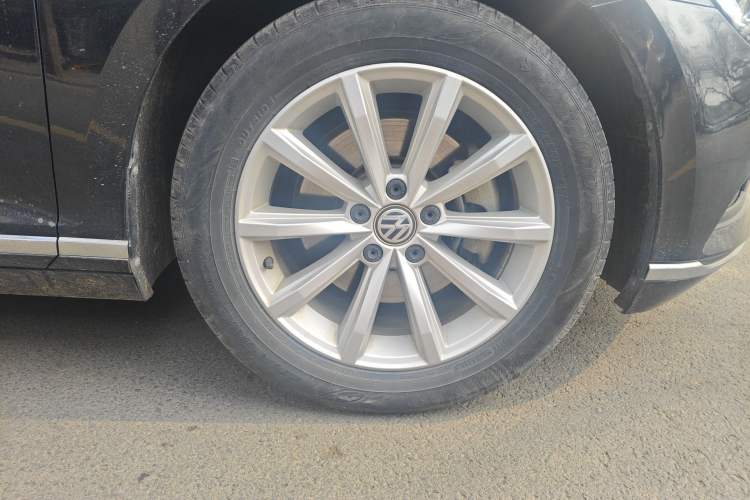 Used Volkswagen Magotan 2019 330TSI DSG Leading Model China VI Standard
