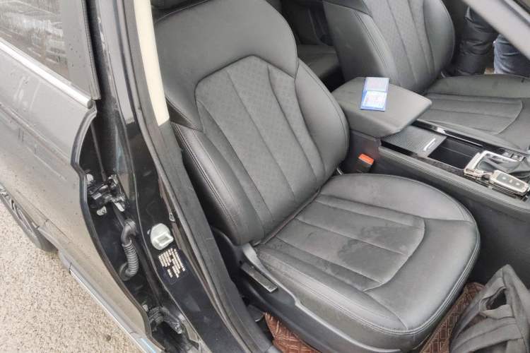 Used Sinotruk VGV U70 2021 1.5T Automatic Youyue Edition 7-Seater