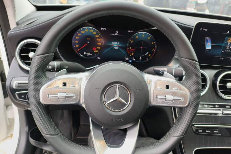 Used Mercedes-Benz C-Class 2021 C 200 L Fashion Edition Sport Version Steering Wheel