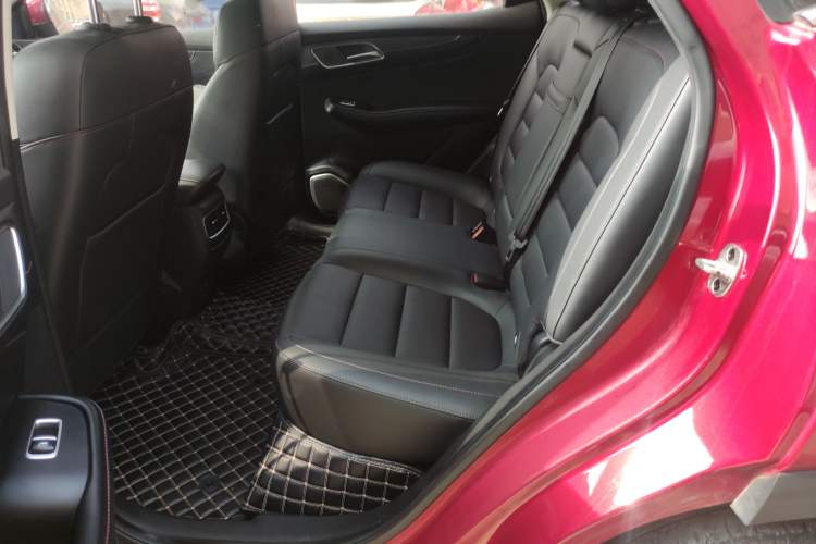 Used MG HS 2019 20T Manual Two-Wheel Drive Luxury Edition China VI Standard
