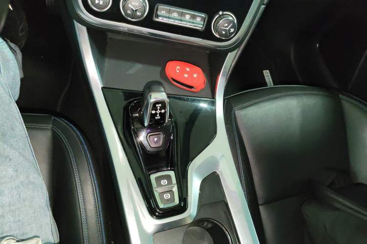 Used Lynk & Co 01 2017 2.0T Two-Wheel Drive Zhaopu Version
