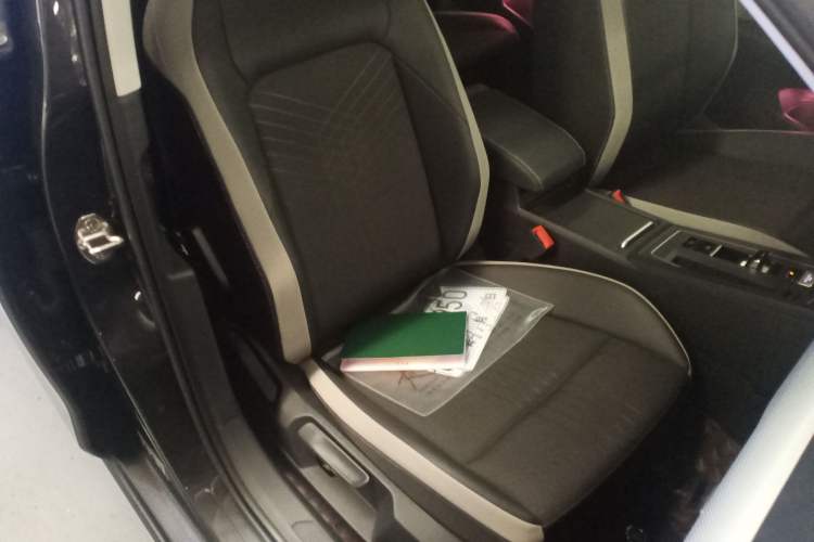 Used Volkswagen Golf 2021 280TSI DSG Pro Right Front Seat