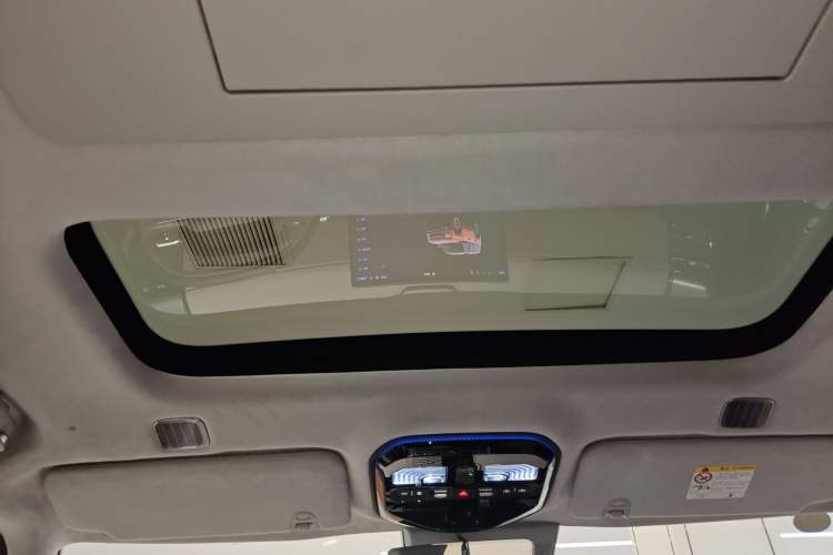 Used Jetour Zongheng G700 Trailblazer 2025 Model Xiangjing Edition 6-seater