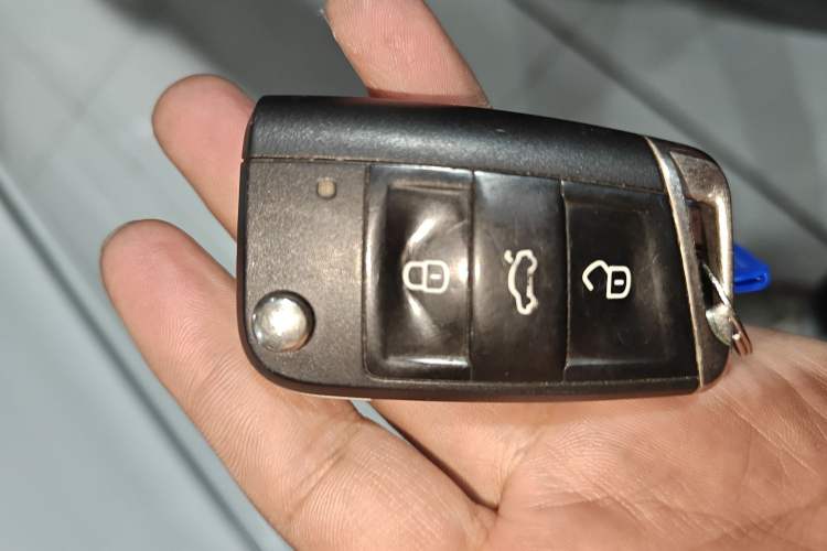 Used Volkswagen Tiguan L 2019 330TSI Automatic Two-Wheel Drive Panoramic Comfort Edition China V Standard