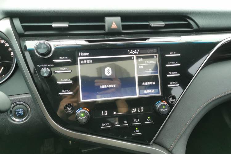 Used Toyota Camry 2018 2.5G Luxury Edition Audio And AC Panel