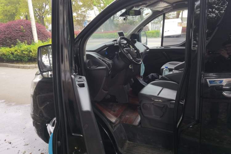 Used Ford Tourneo Custom 2020 Revised Version 2.0T Automatic Elite Edition
