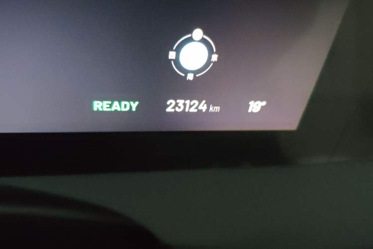 Used Li Auto ONE 2020 Extended-Range 6-Seater Version Odometer Close Up