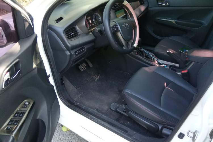 Used Haima M3 2016 1.5L CVT Smart Luxury Version
