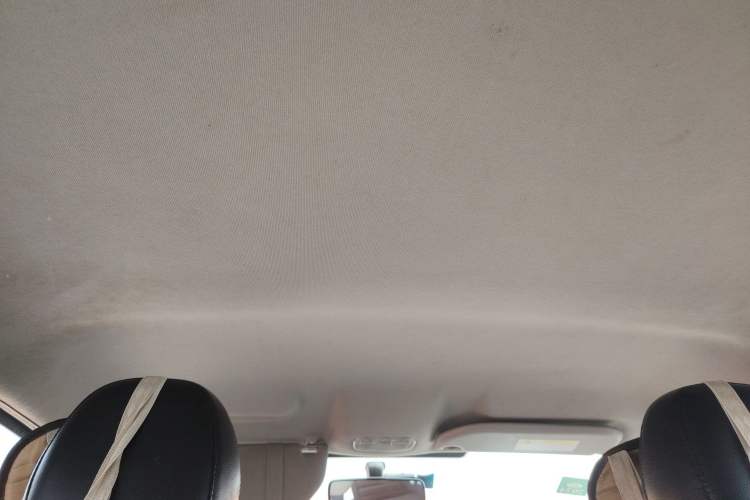 Used Peugeot 301 2016 1.6L Manual Comfort Edition Headliner