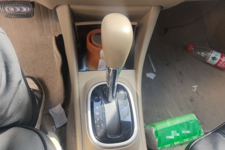 Used Nissan Sylphy 2019 Classic 1.6XE+ CVT SmartConnect Leading Edition Gear Lever