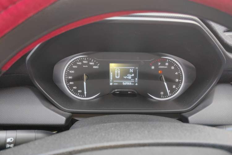 Used Wuling Alvez 2022 1.5L Manual Free-Style Model