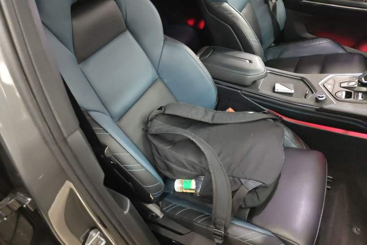 Used Lynk & Co 05 2020 2.0TD Two-Wheel Drive Shine Halo