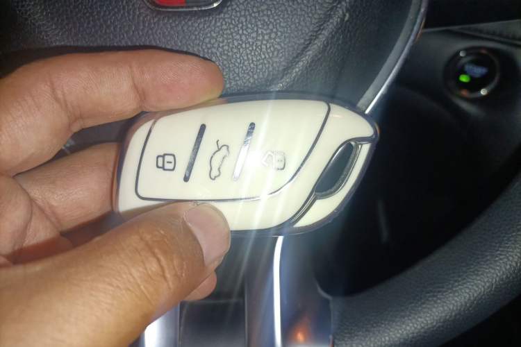 Used Roewe i5 2019 1.5L Automatic 4G Connected Langhao Edition
