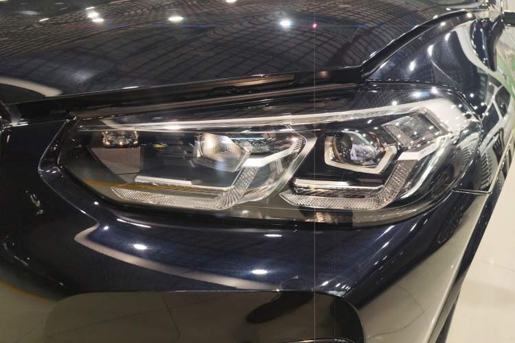 Used BMW iX3 2024 Leading Model
