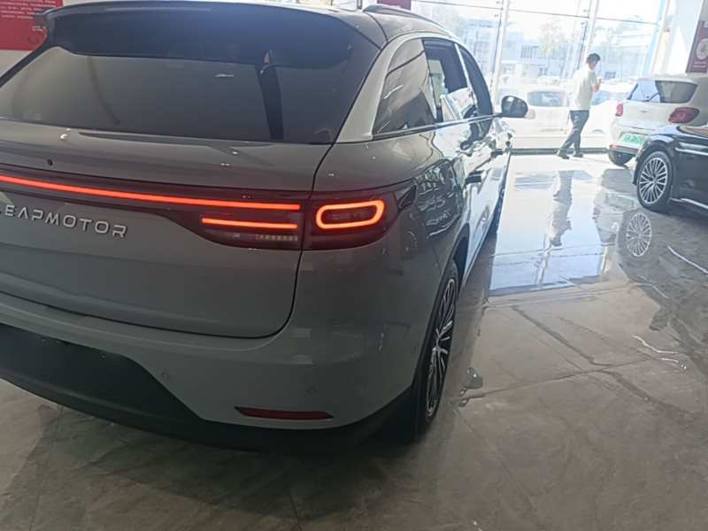 Used Leapmotor C11 2026 Range-Extended 300 LiDAR Prestige Edition — 7