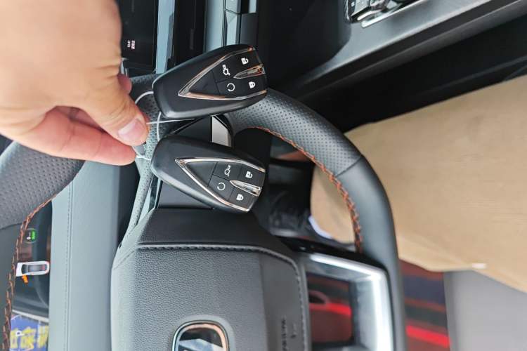 Used CHANGAN UNI-V iDD 2023 ZhiDian iDD 1.5T 113km Smart & Fun Version Vehicle Key