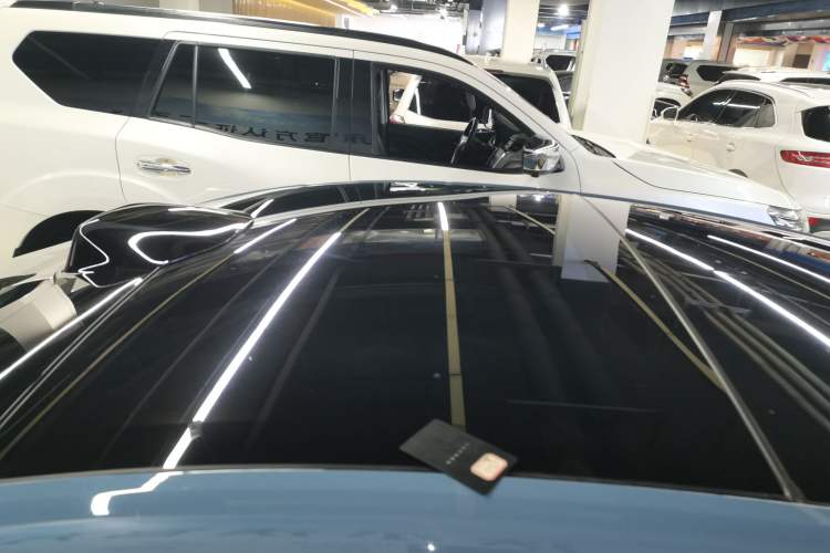 Used Hima Luxeed S7 2025 855 km Max Roof