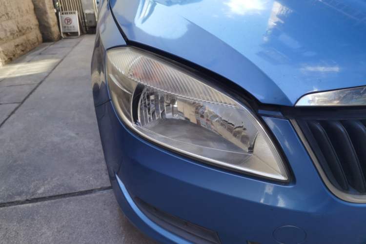 Used Skoda Fabia 2012 1.4L Manual Crystal Edition